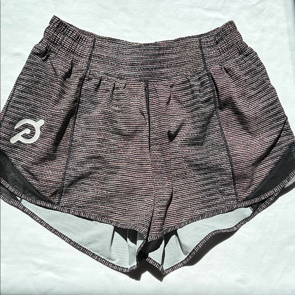 Peloton x Lululemon Hottie Hot Shorts - Picture 1 of 9